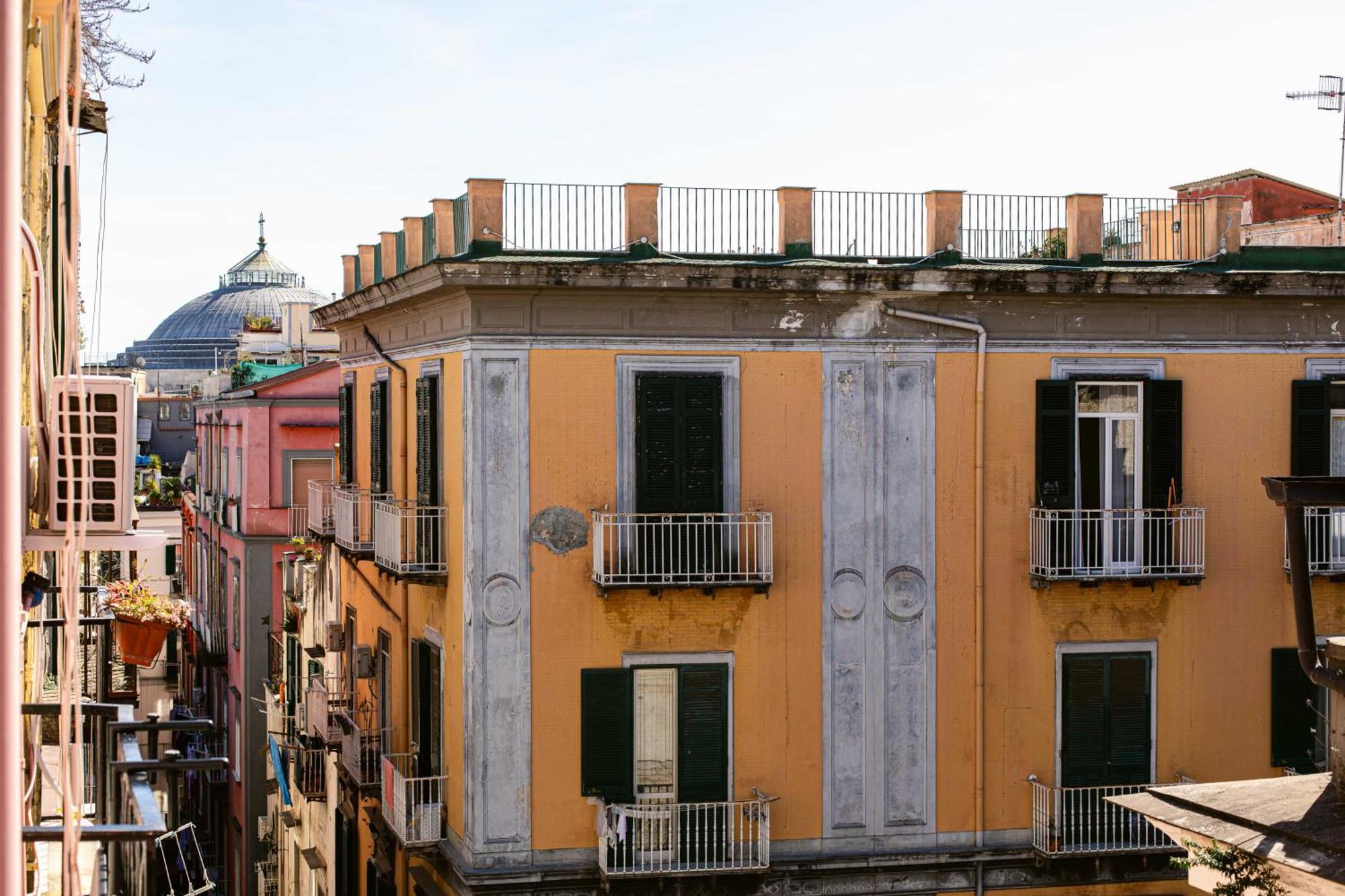 Da Nonna Lina Ai Quartieri Naples Exterior photo